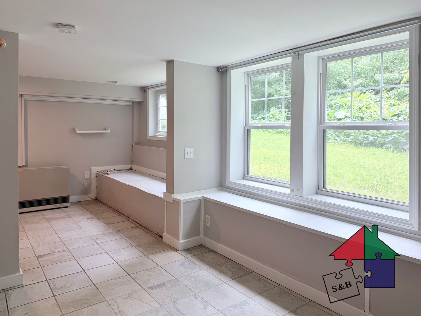 Montpelier Apartment: 110 Northfield Street