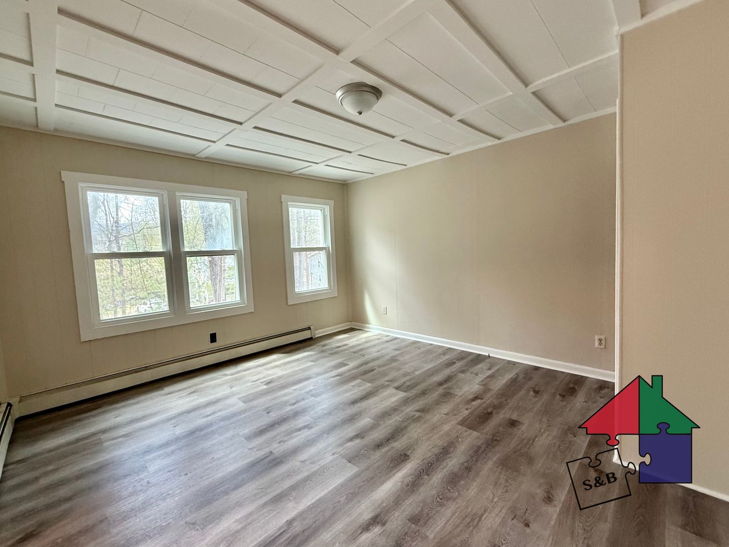 Waterbury Apartment: 150 Fairground Rd