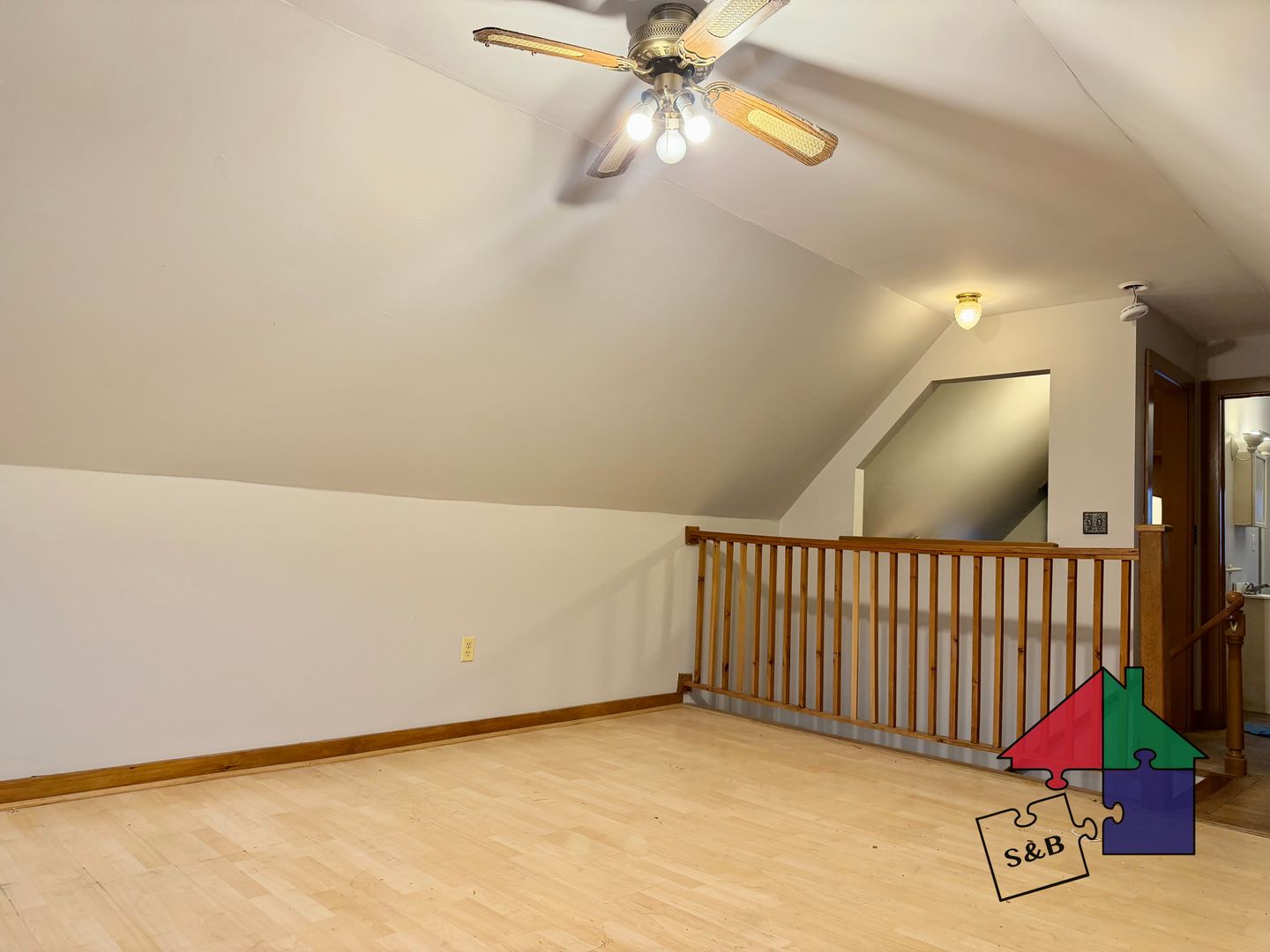 Montpelier Apartment: 22 Hubbard St.