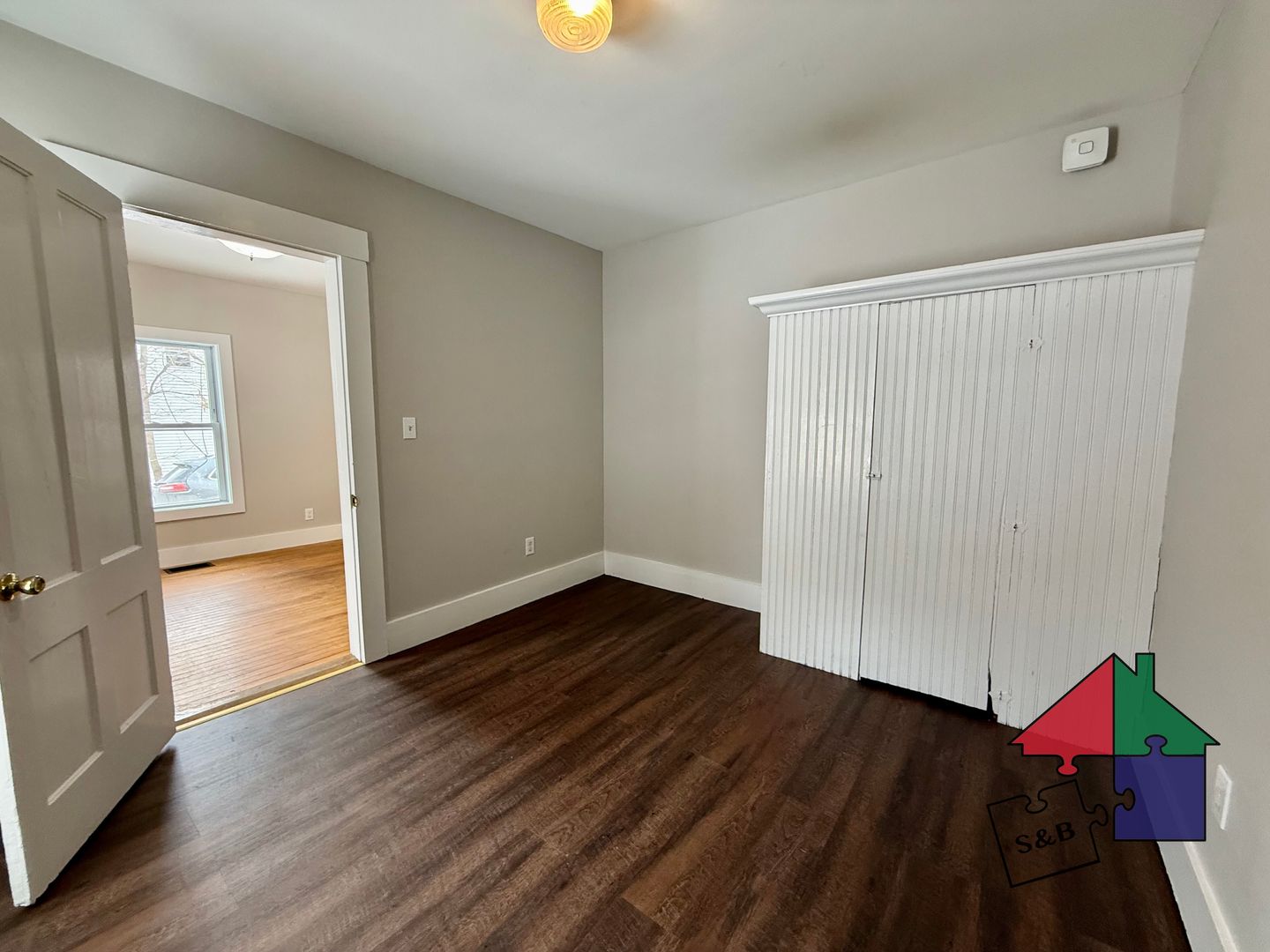 Barre Apartment: 32 Hall Street