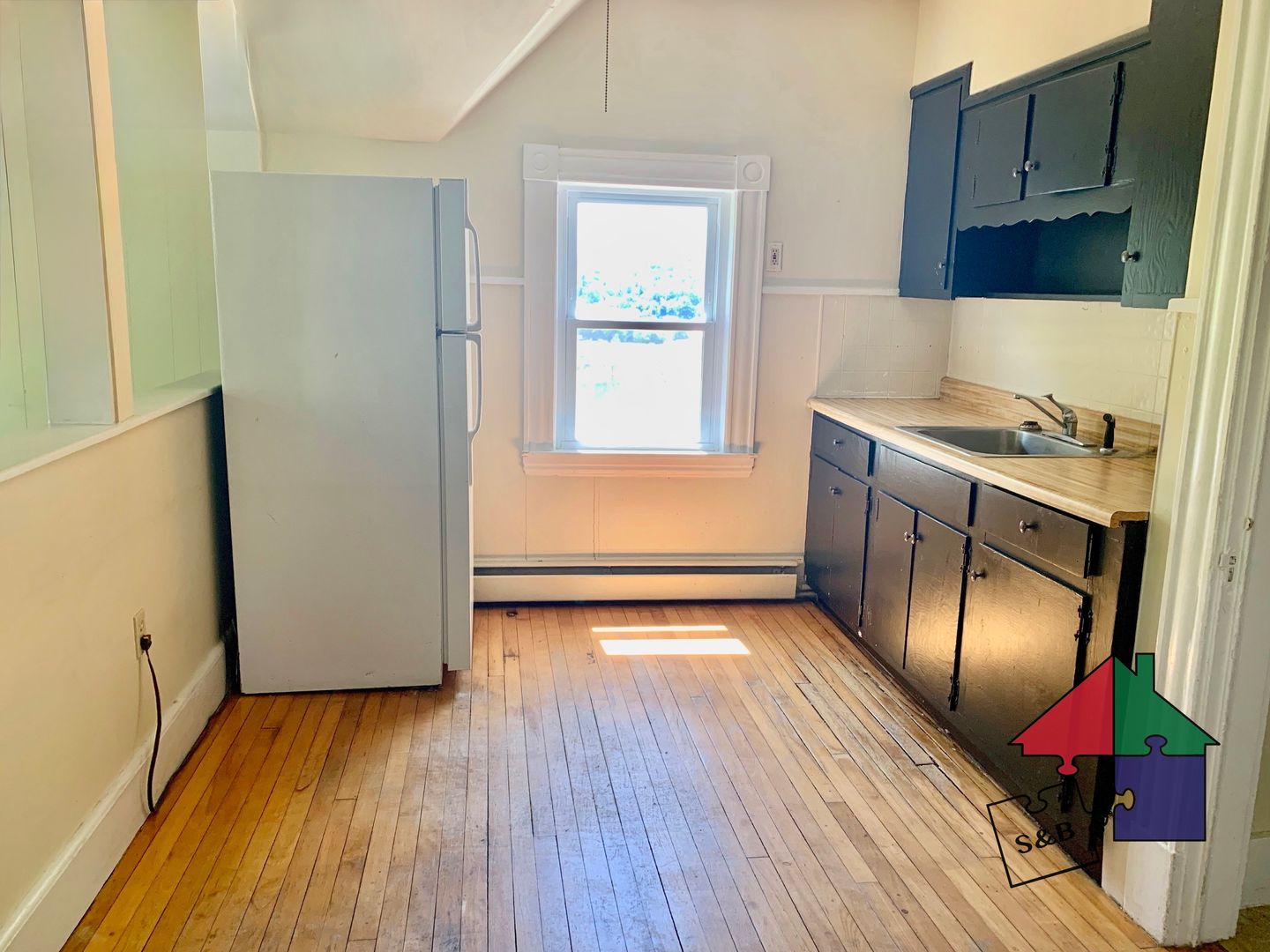 Barre Apartment: 123 Orange St