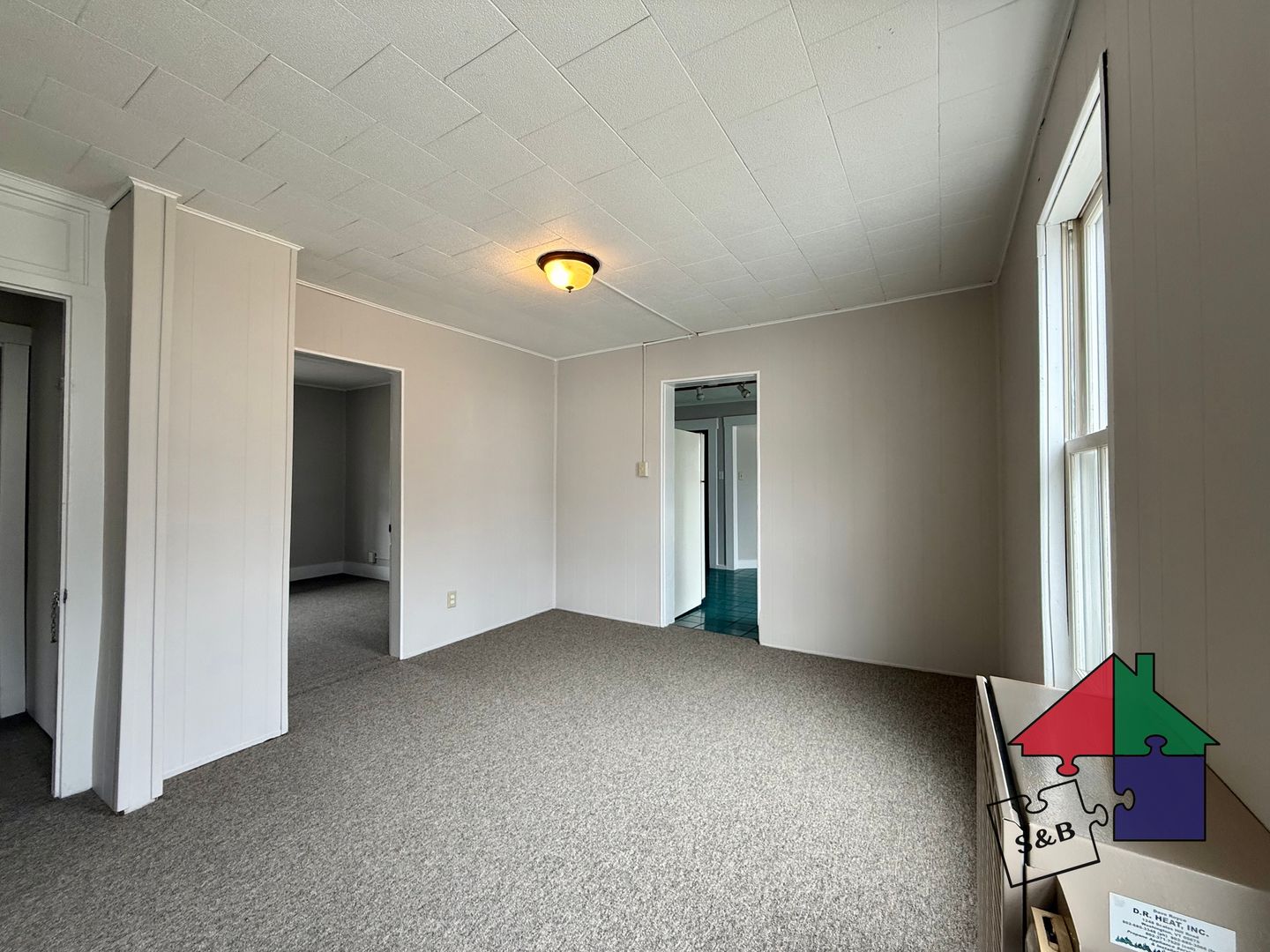 Graniteville Apartment: 4 Cogswell St.