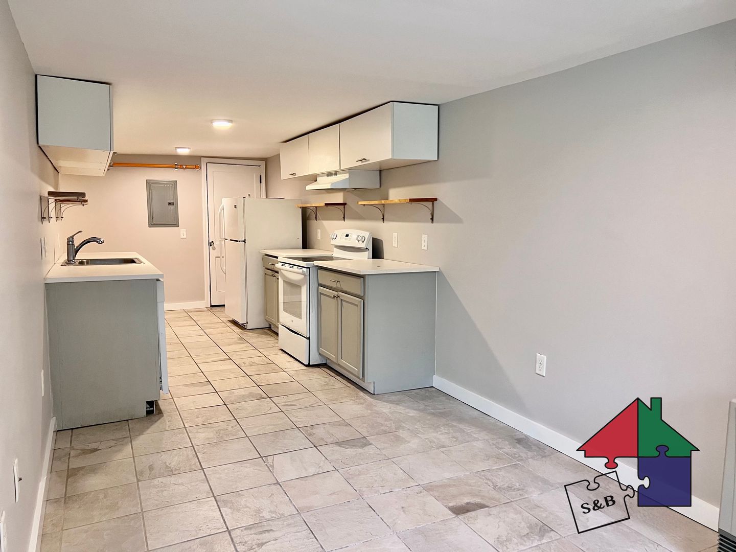 Montpelier Apartment: 110 Northfield Street