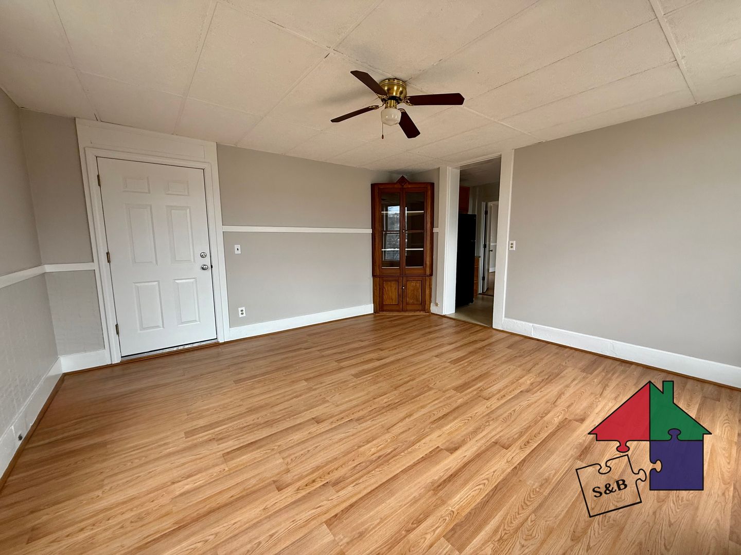 Barre Apartment: 35 Merchant St.