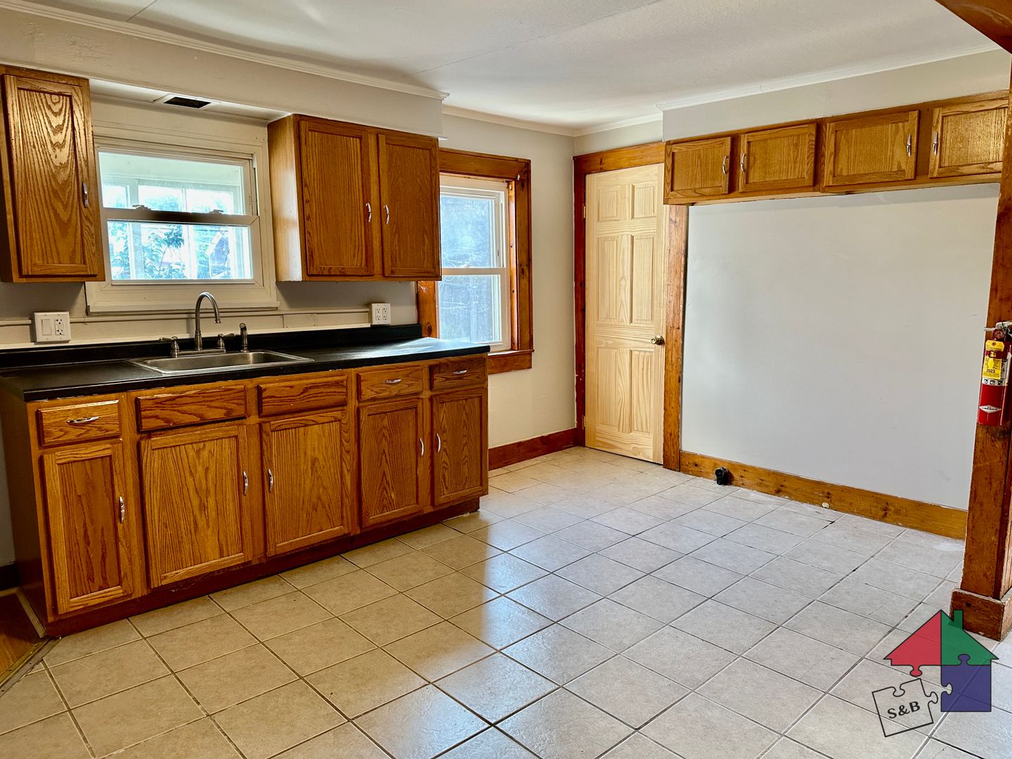 181-185 Washington St