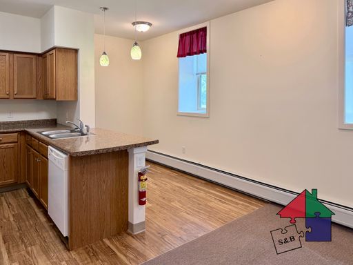 Fantastic First-Floor 1 Bedroom in Newport!