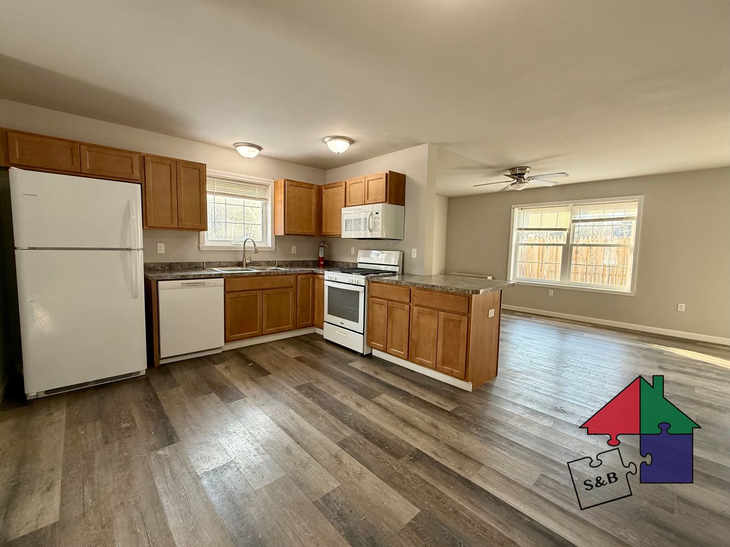 Milton Apartment: 368 US RT 7