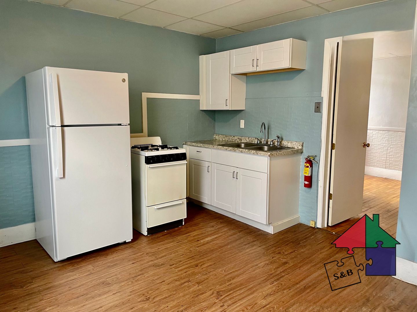 Barre Apartment: 35 Merchant St.