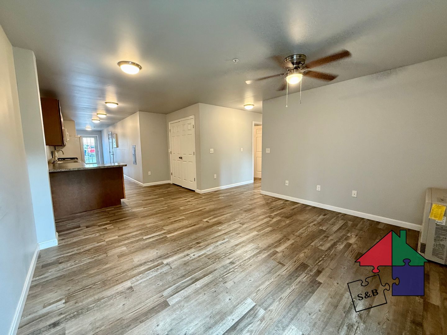 Milton Apartment: 444-452 US Rt 7 South