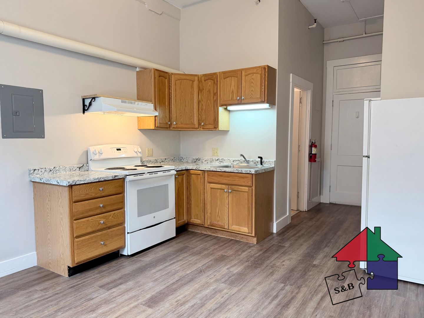 Northfield Apartment: 28 North Main St