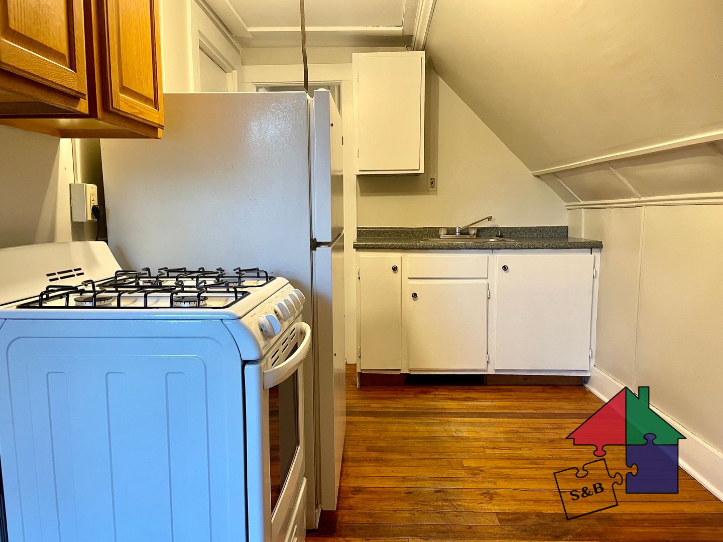 Montpelier Apartment: 235 Elm St.