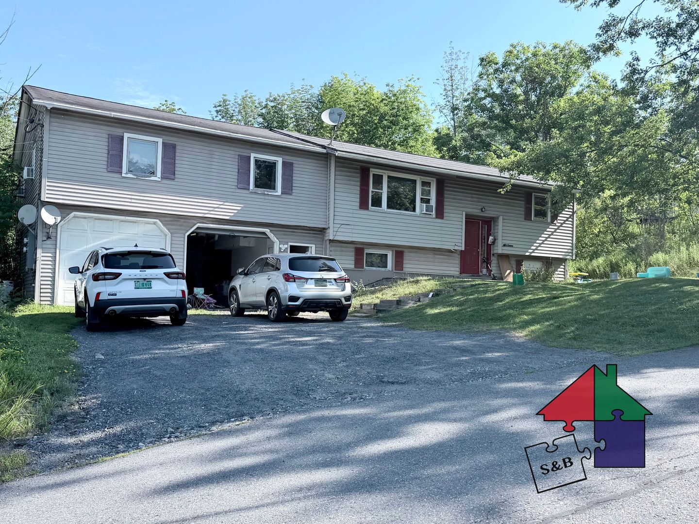 Montpelier Apartment: 16 Lague Drive