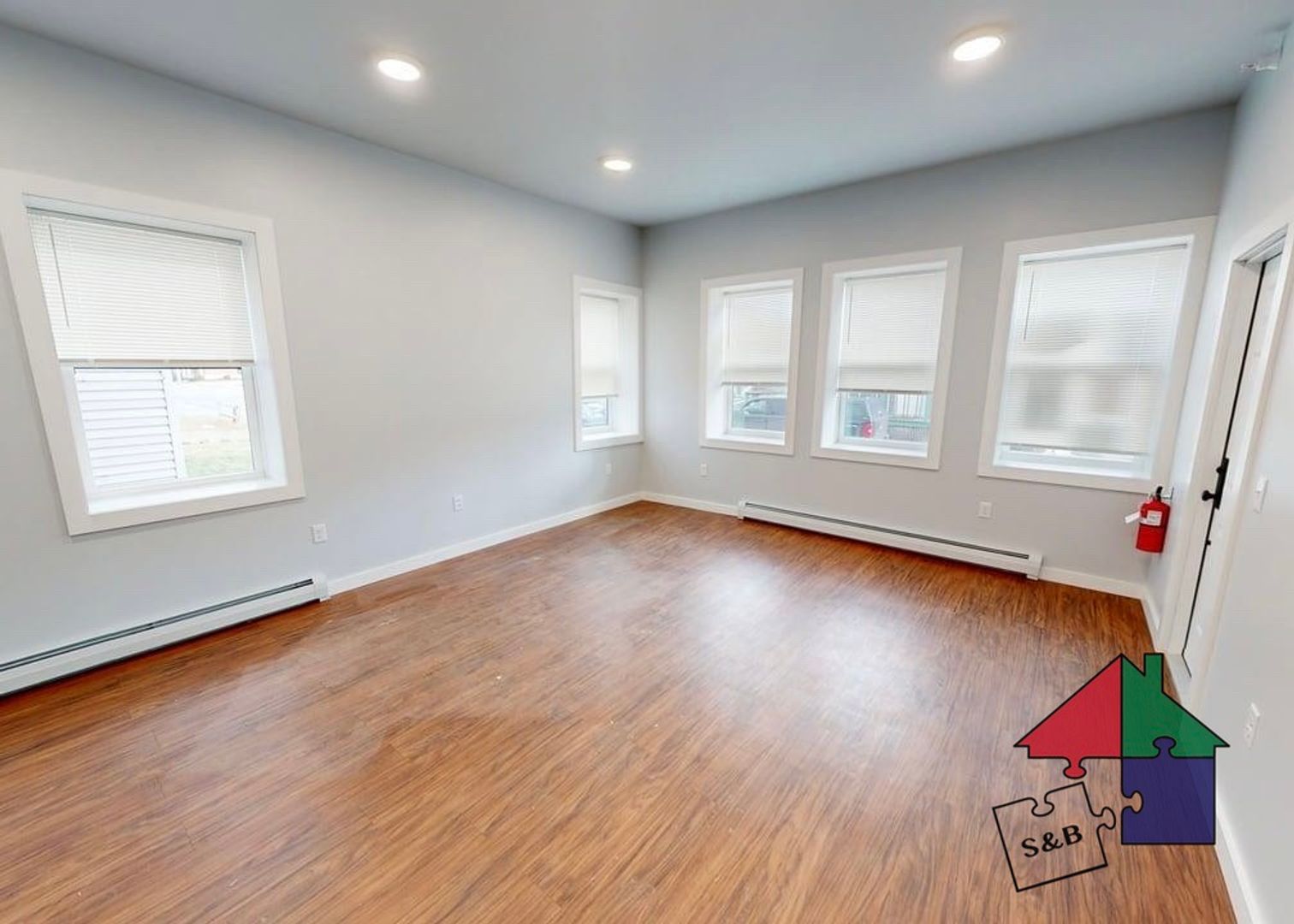 Barre Apartment: 33 Granite St