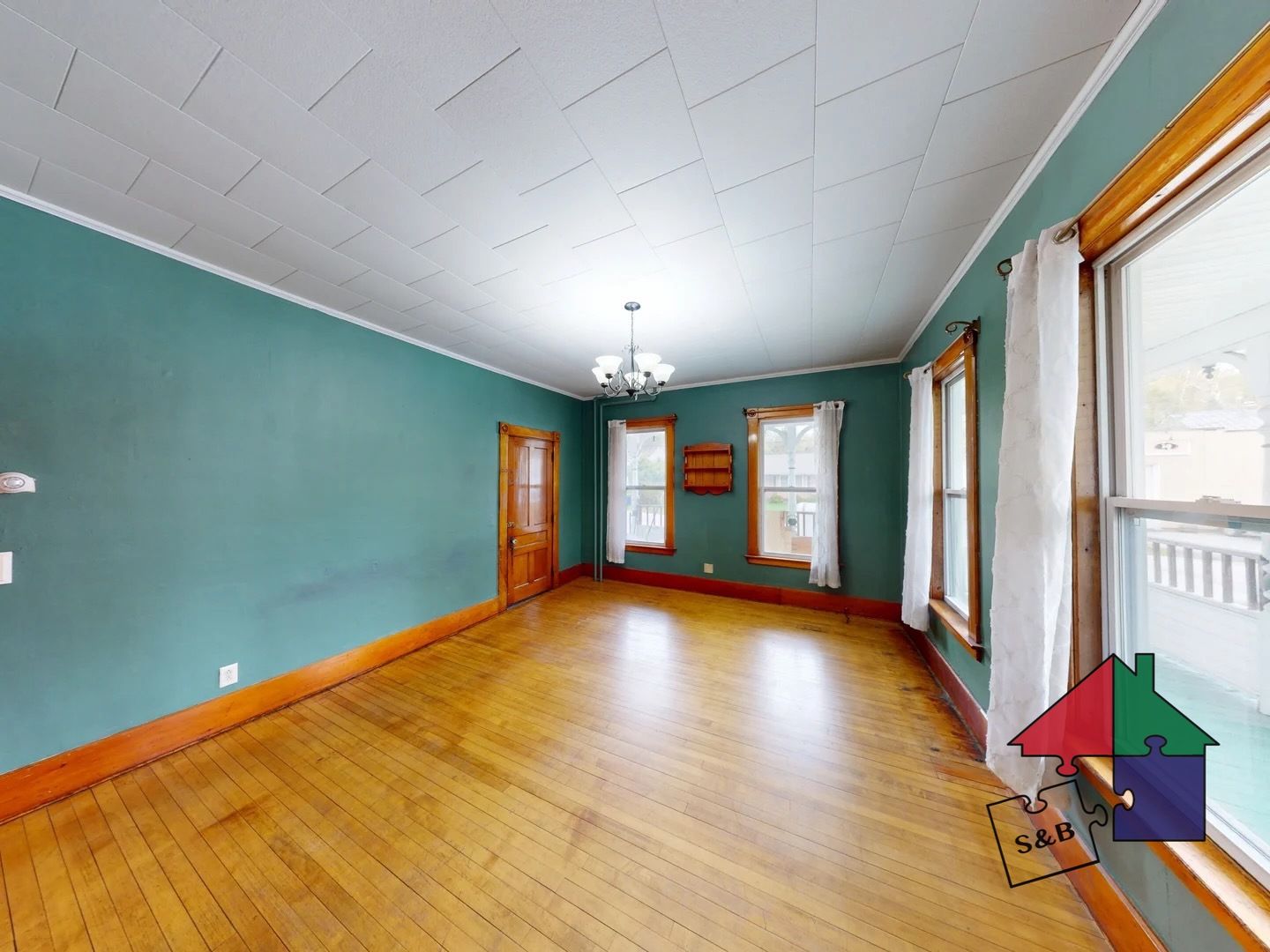 Barre Apartment: 28 East Street