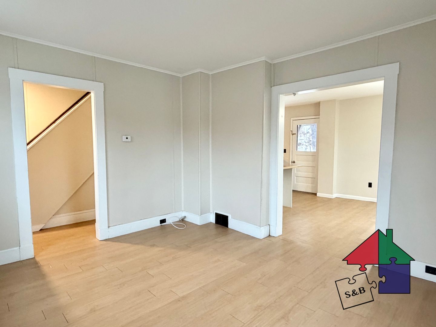 Northfield Apartment: 423 North Main St