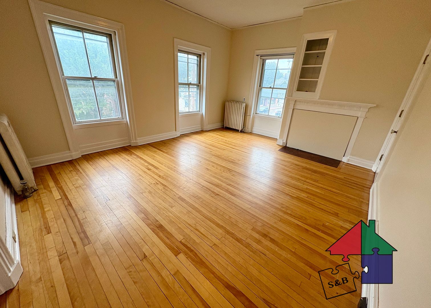 Burlington Apartment: 223 Pearl Street