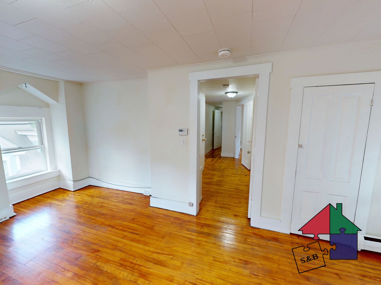 Montpelier Apartment: 7 Winter St.