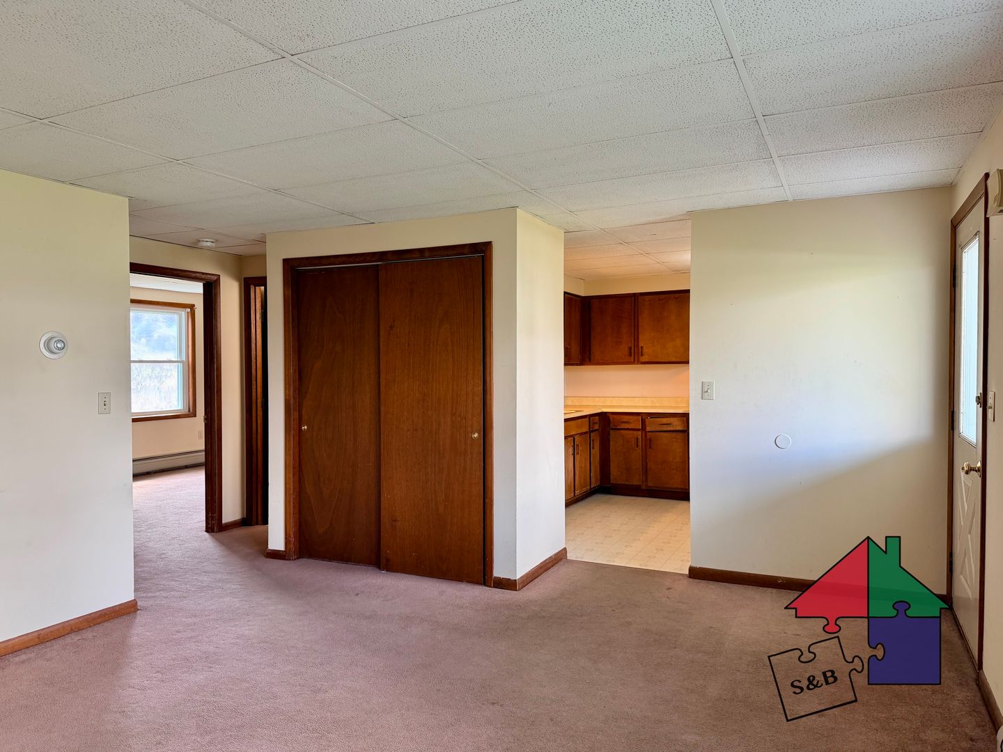 Barre Apartment: 111+113 Allen St