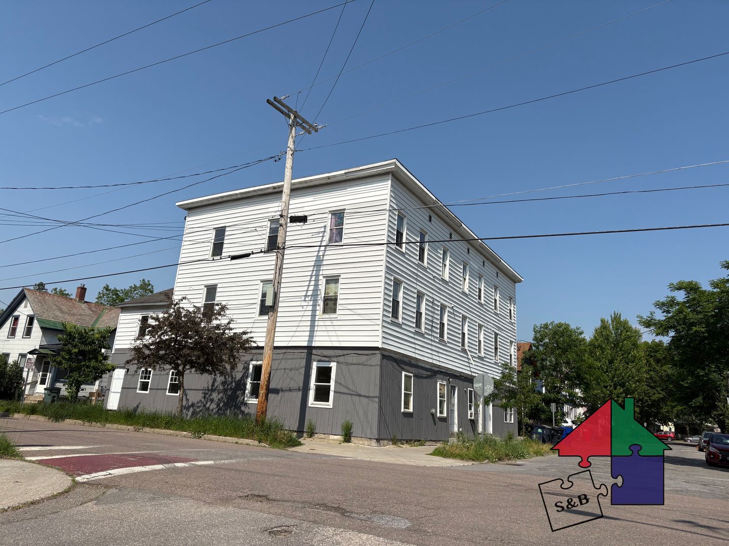 52-62 Cedar Street 14 of 17