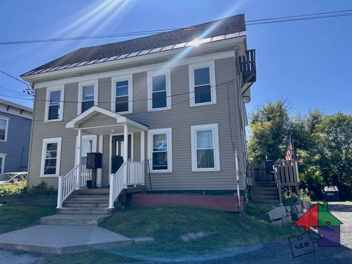 Pet Friendly 2 Bedroom in Barre - Heat and Hot Water Included!