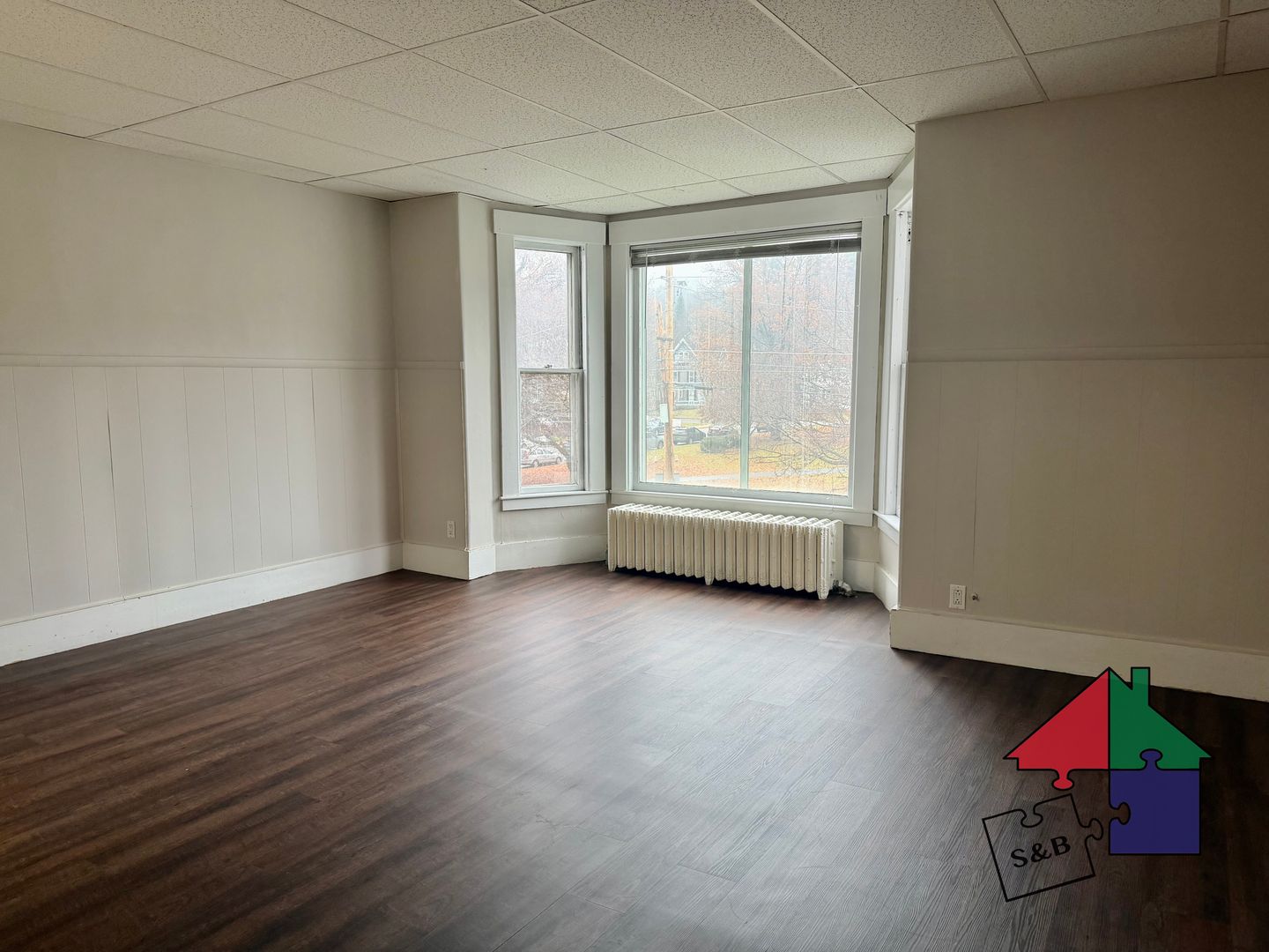 Barre Apartment: 6 Park St