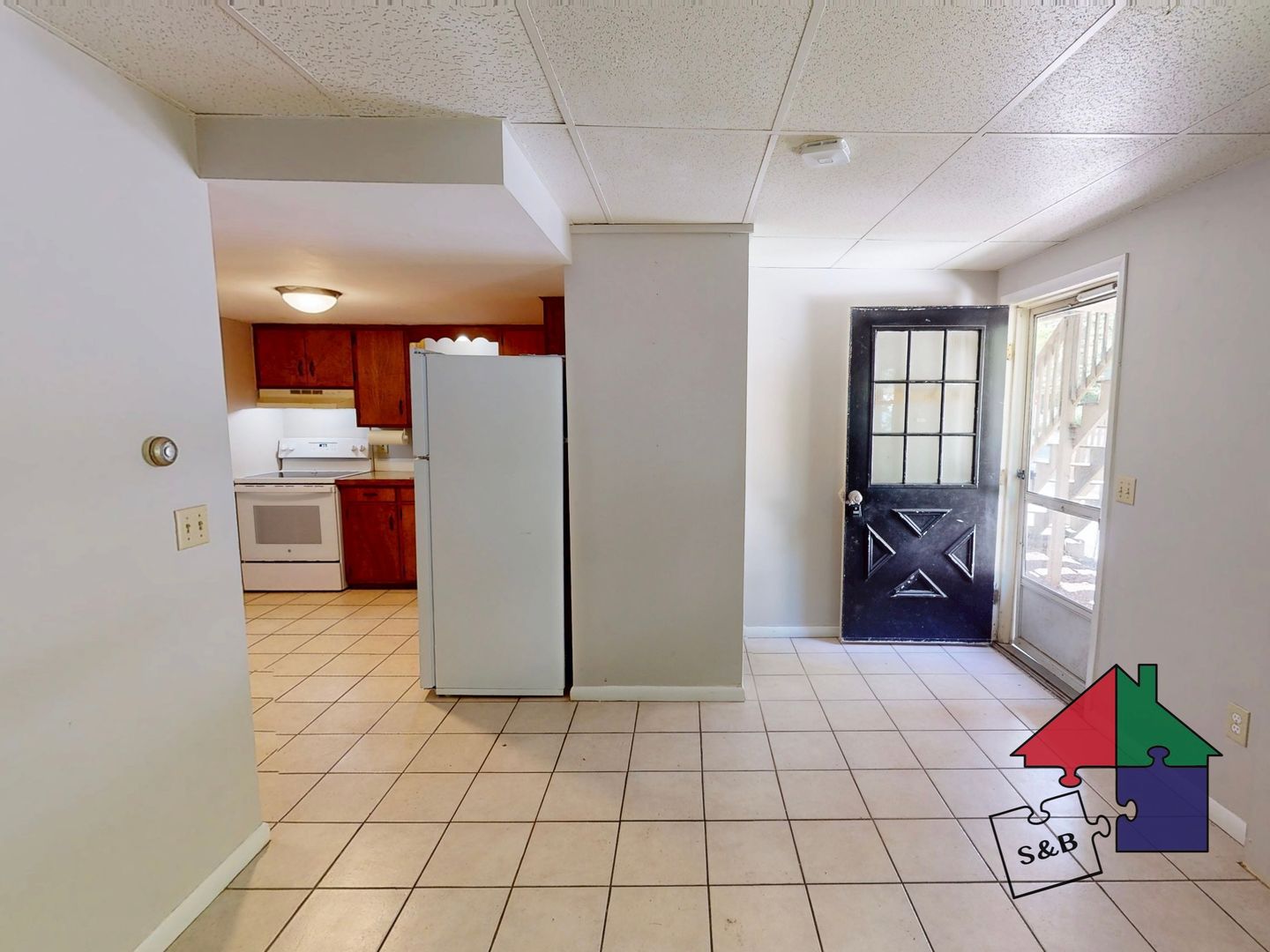 Barre Apartment: 13-17 Warren St
