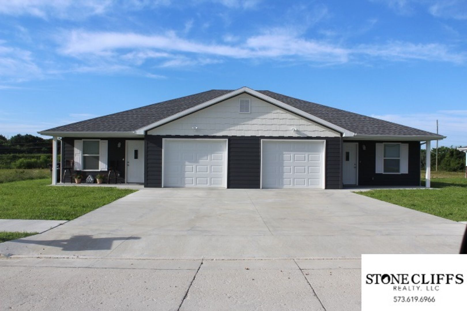 Fulton Townhome: 518 Kinleigh Drive