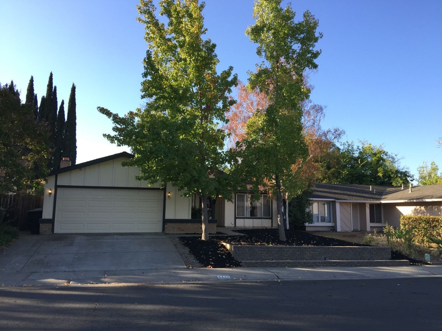 Sacramento House: 4432 Oxwood Dr.