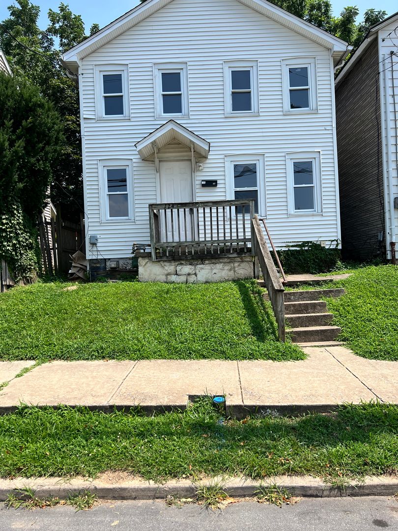 Newly Remodeled 3BR/1BA - 1st Floor | Section 8 Eligible