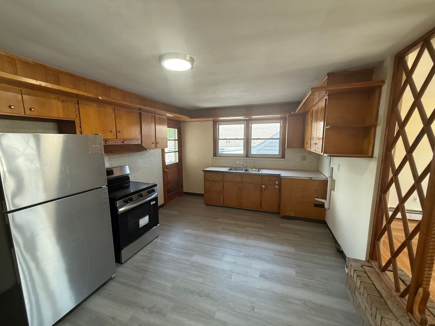 Old Forge Apartment: 520 Oak St Unit 1