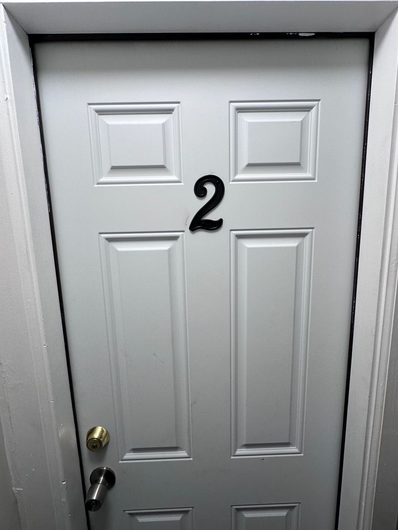 Wilkes-Barre Apartment: 408 New Grove St