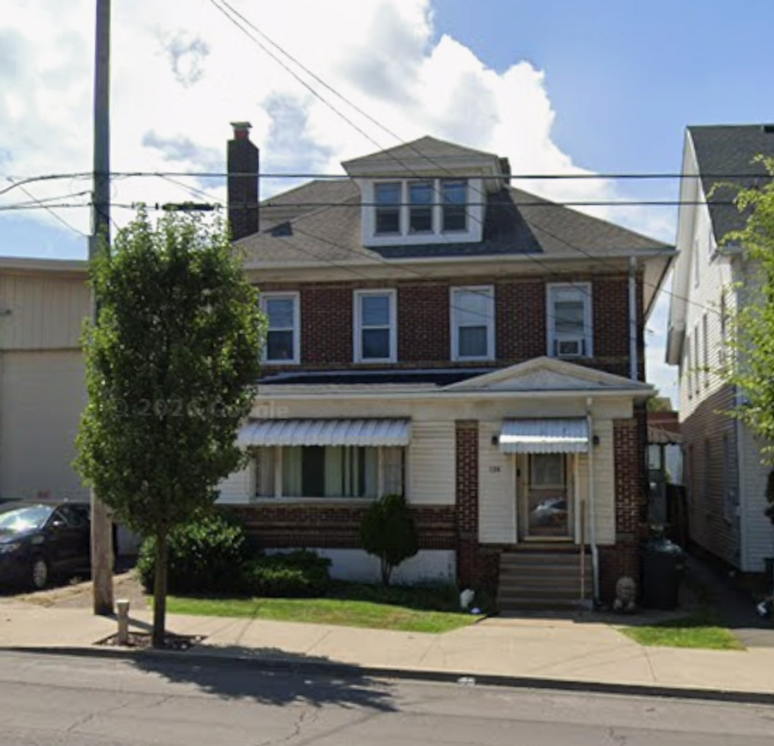 West Hazleton House: 136 N Broad St