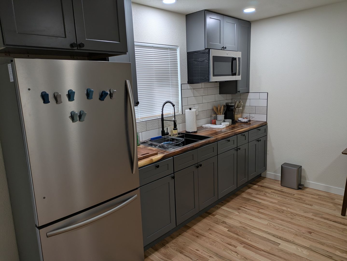 Moscow Apartment: 446 Lewis St.