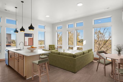 2B (Patio) Floor Plan - 2 Bedroom - Eastside – photo 1