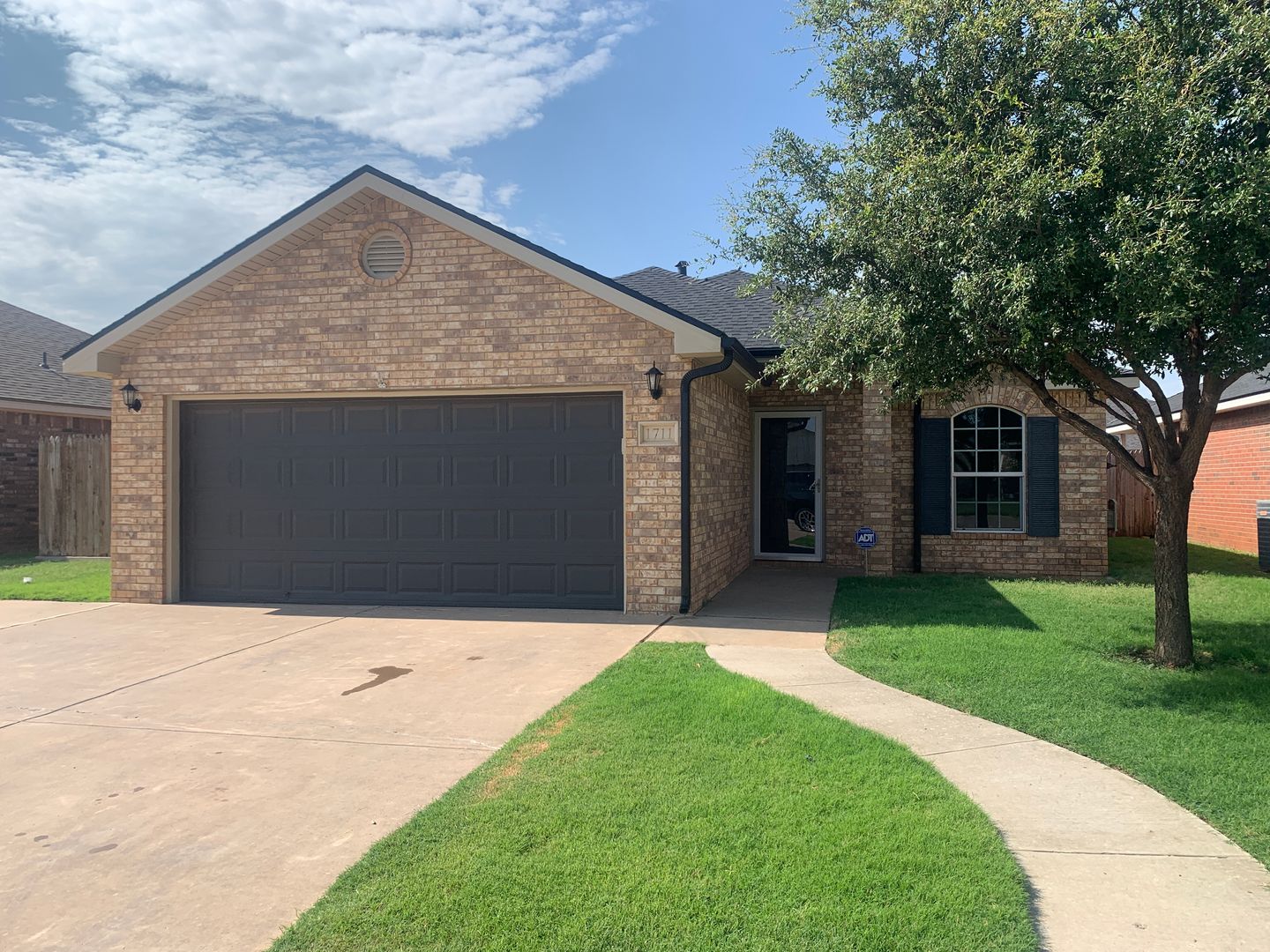 Lubbock House: 1711 100th Street