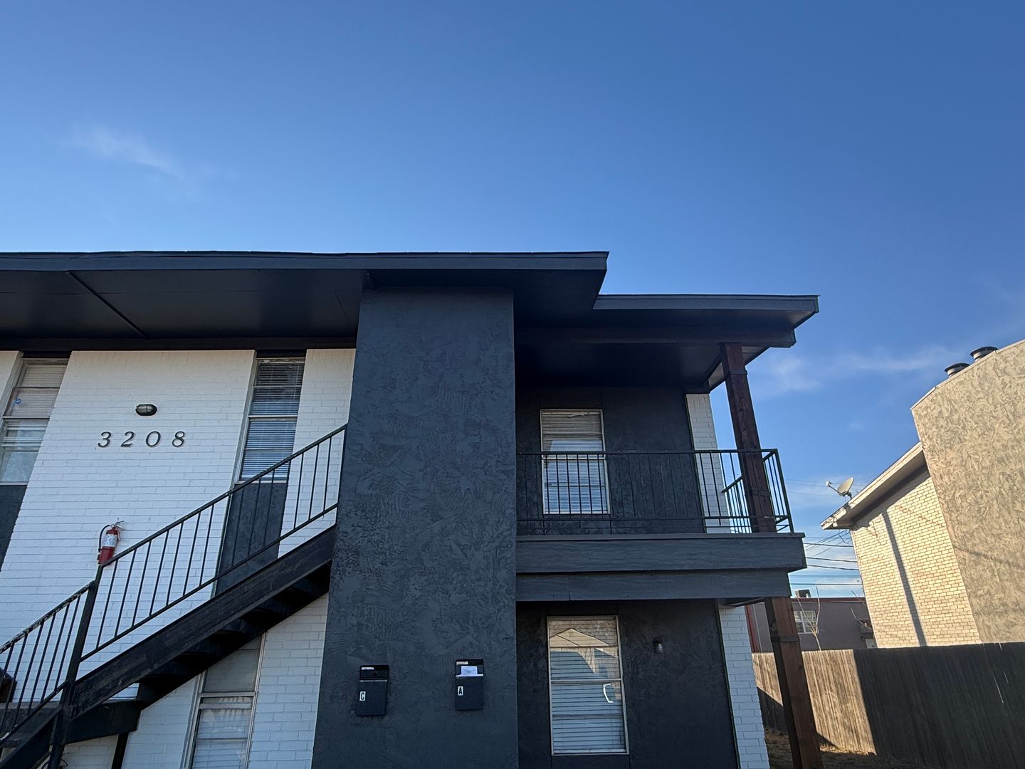 Lubbock Apartment: 3208 Salisbury Avenue