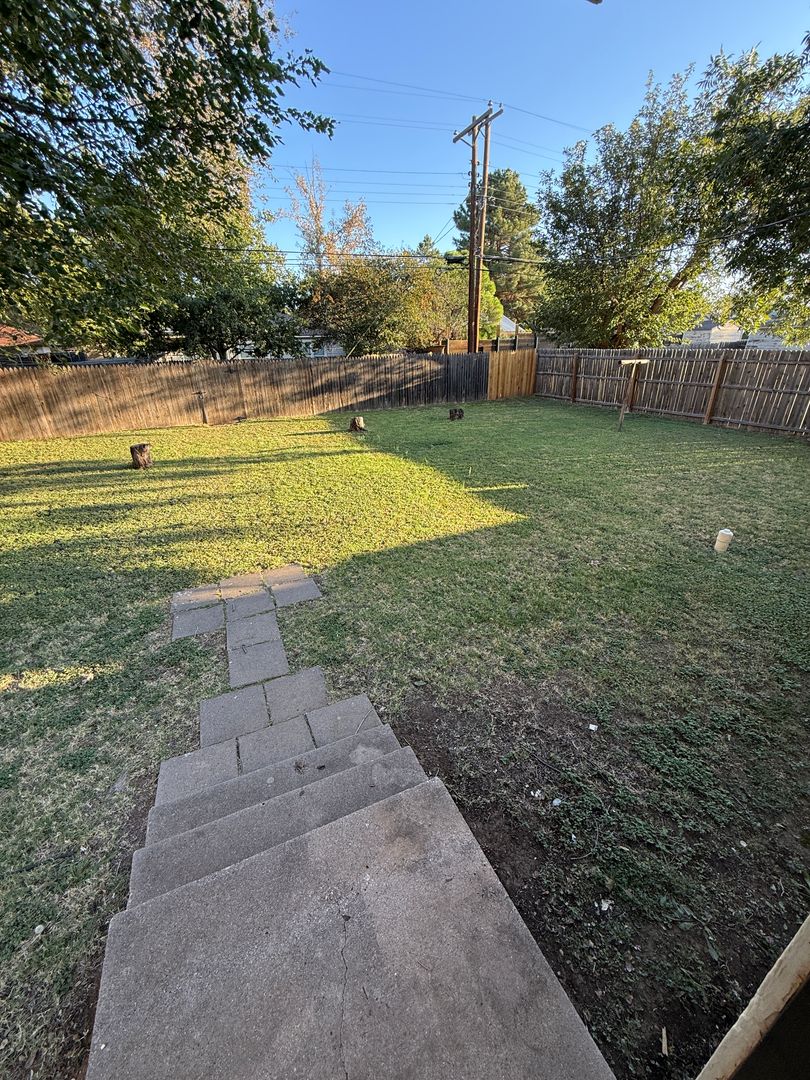 Lubbock House: 2612 30th Street