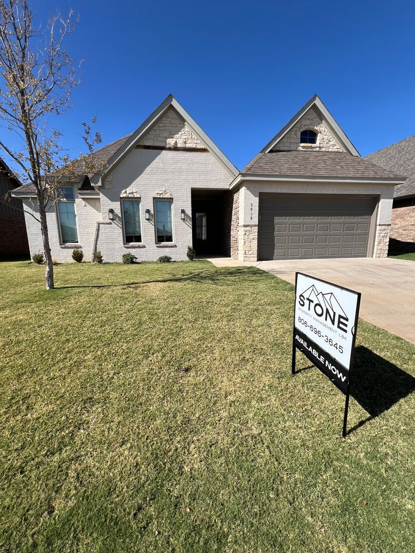 Lubbock House: 5008 Quincy Ave