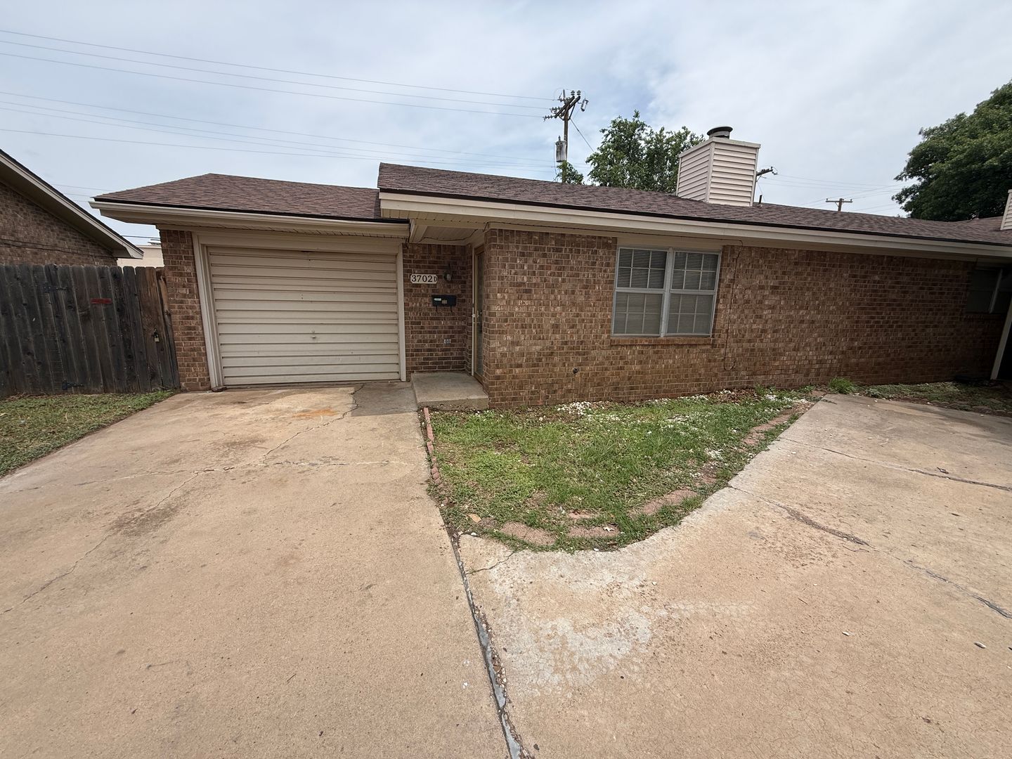 Lubbock Apartment: 3702 53rd Street