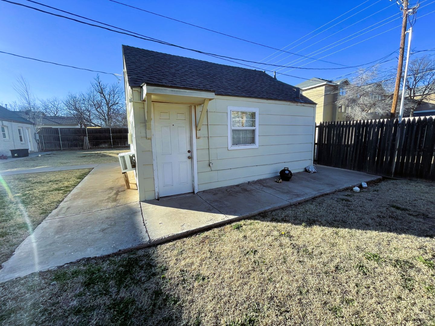 Lubbock Apartment: 2518 20th Street