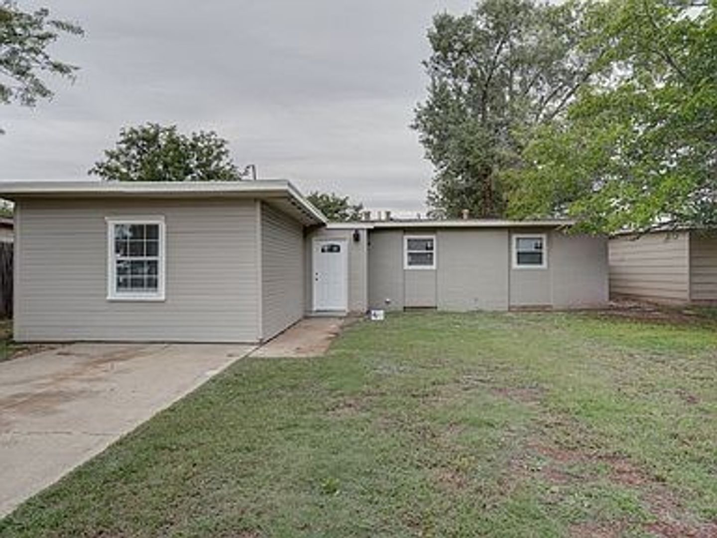 Lubbock House: 4306 30th Street