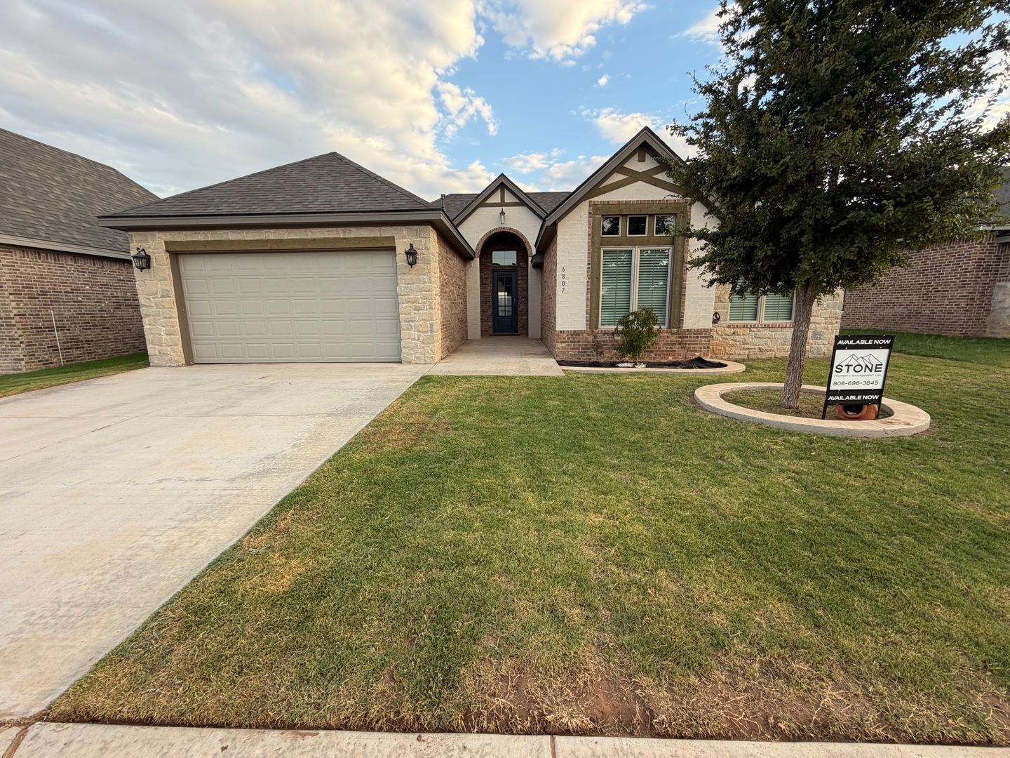 Lubbock House: 6807 52nd Street