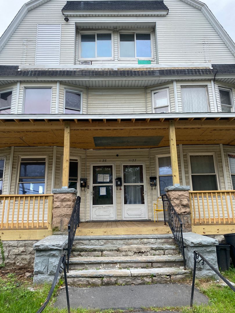 Scranton House: 1125 pittston ave