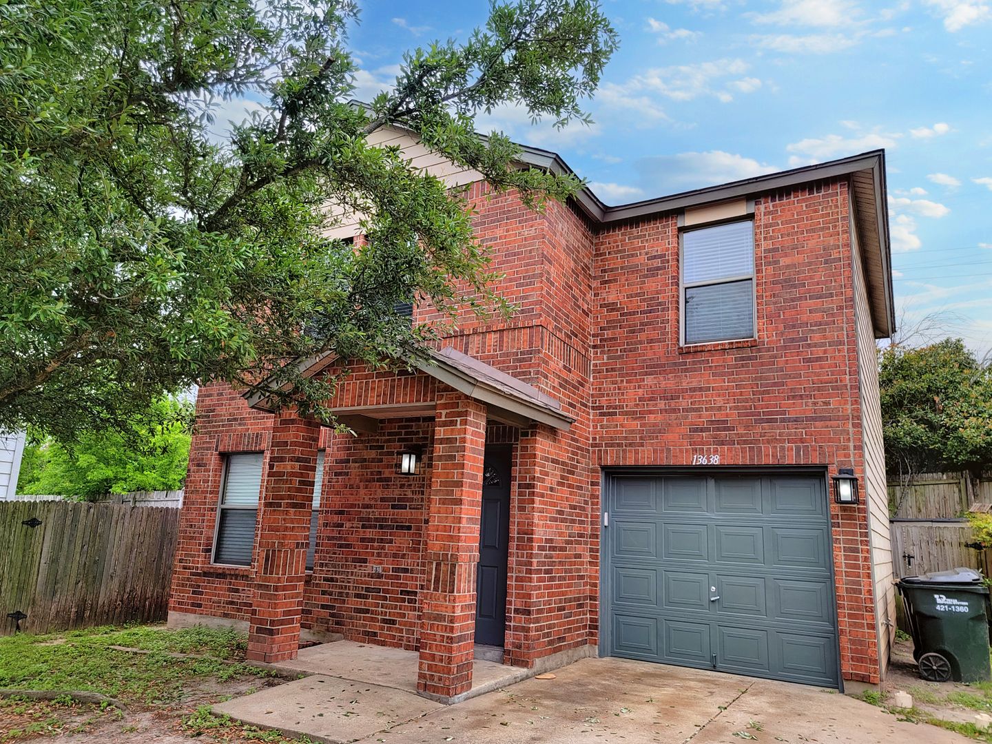 Pflugerville House: 13638 Merseyside Drive