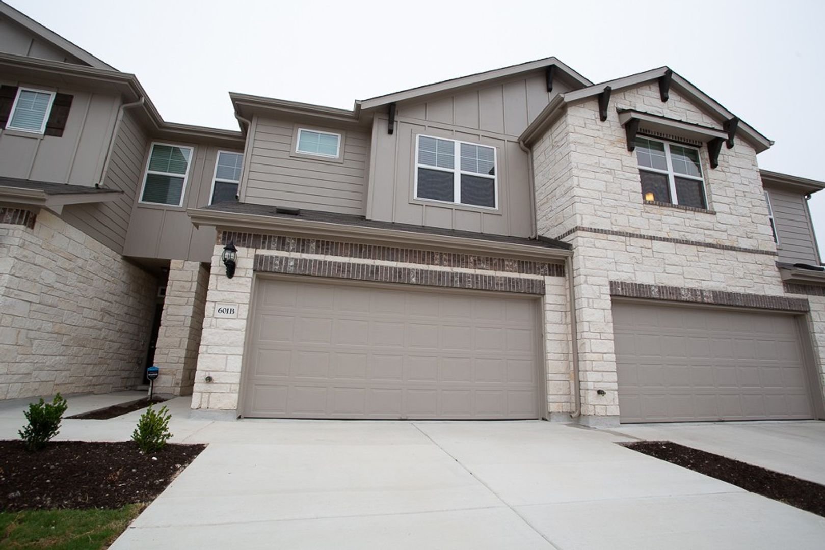 Pflugerville House: 601 B Fiery Skipper Drive