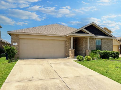 Beautiful 4BR/2BA Home Featuring Granite Kitchen, Walk-In Closets & Fenced Yard – photo 1