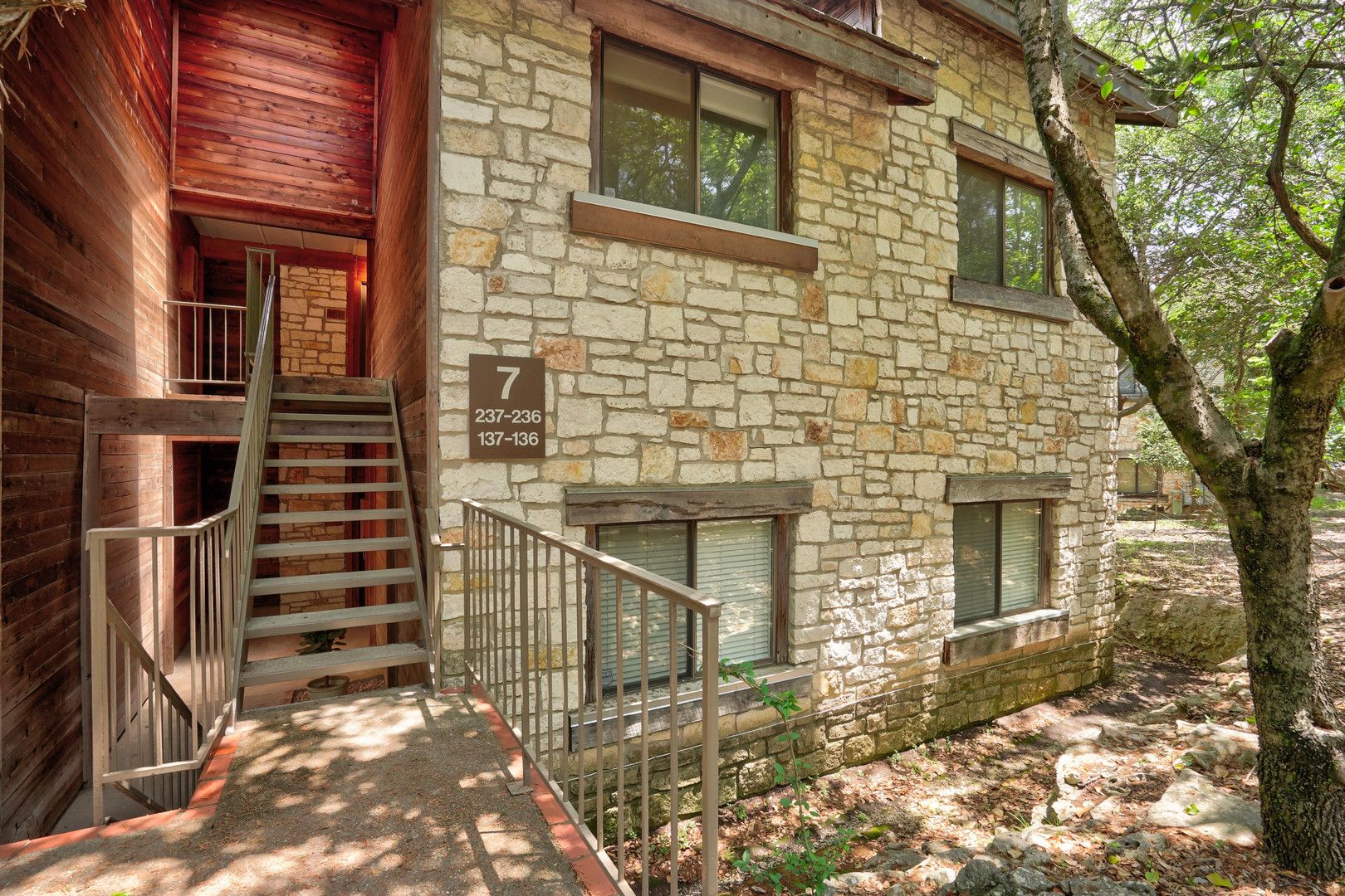 Austin House: 8200 Neely Drive #236