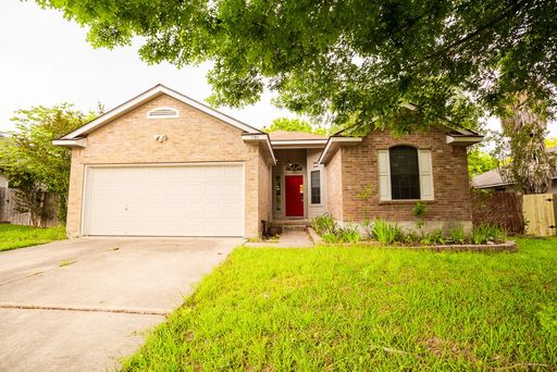 3BR/2BA Hutto Home with 2-Car Garage & Fireplace! – photo 1