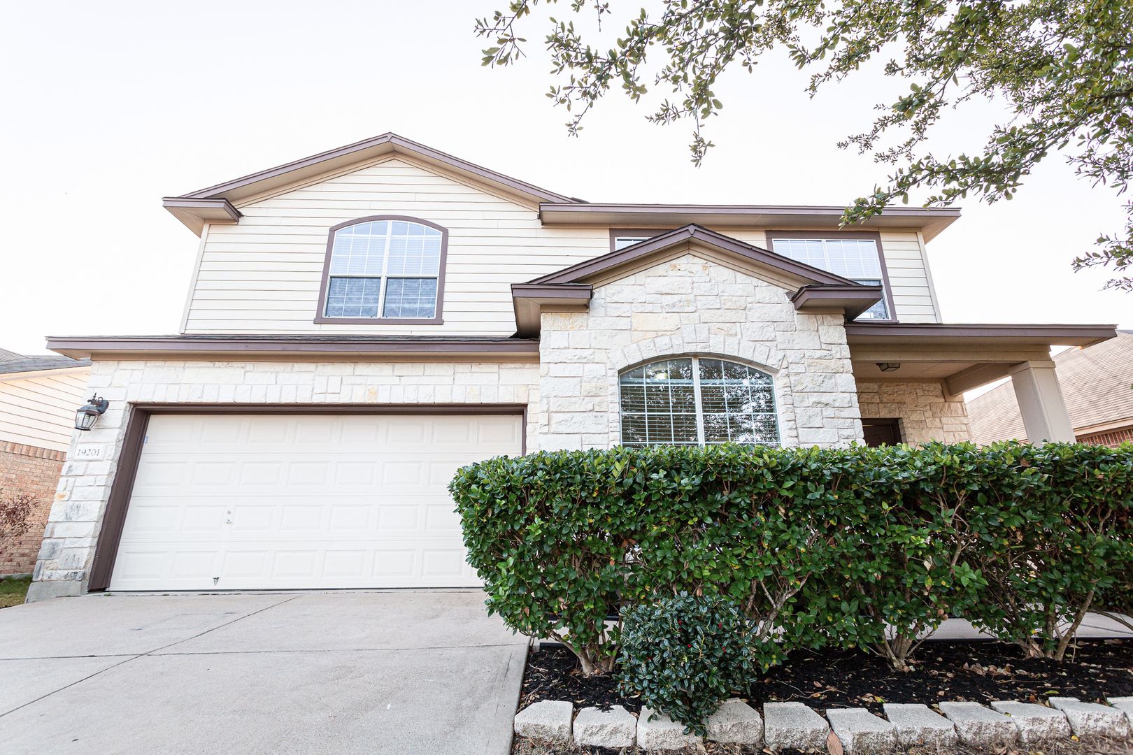 Pflugerville House: 19201 Mangan Way