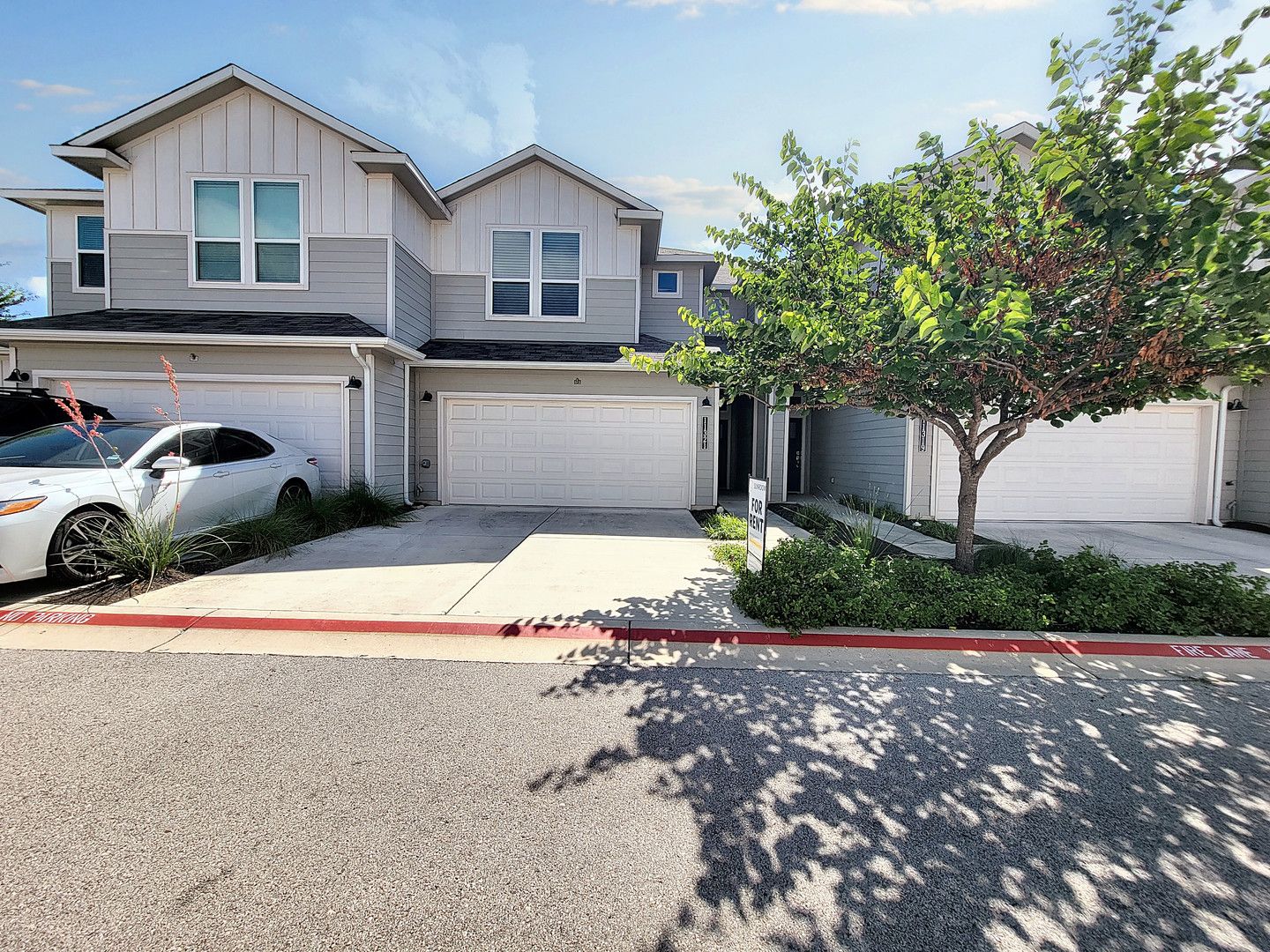 Austin House: 11321 Gadsen Lane Unit 93